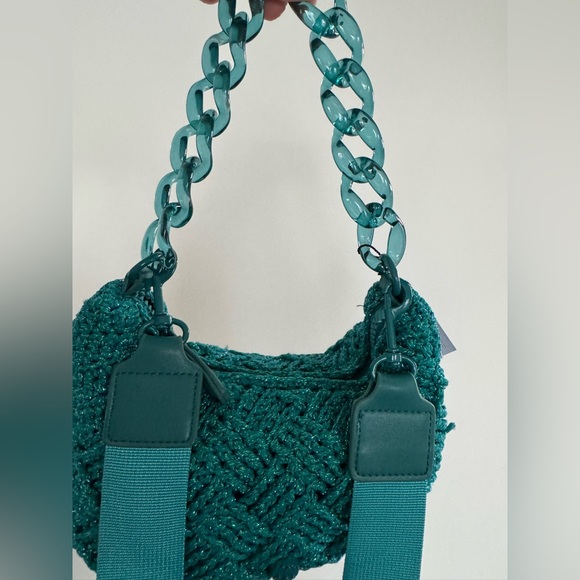NWT Kurt Geiger Crochet Teal Crossbody Bag with Chain Strap and Coin Pouch - Picture 2 of 9
